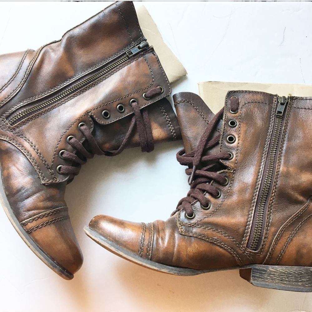 🌿Steve Madden combat boots